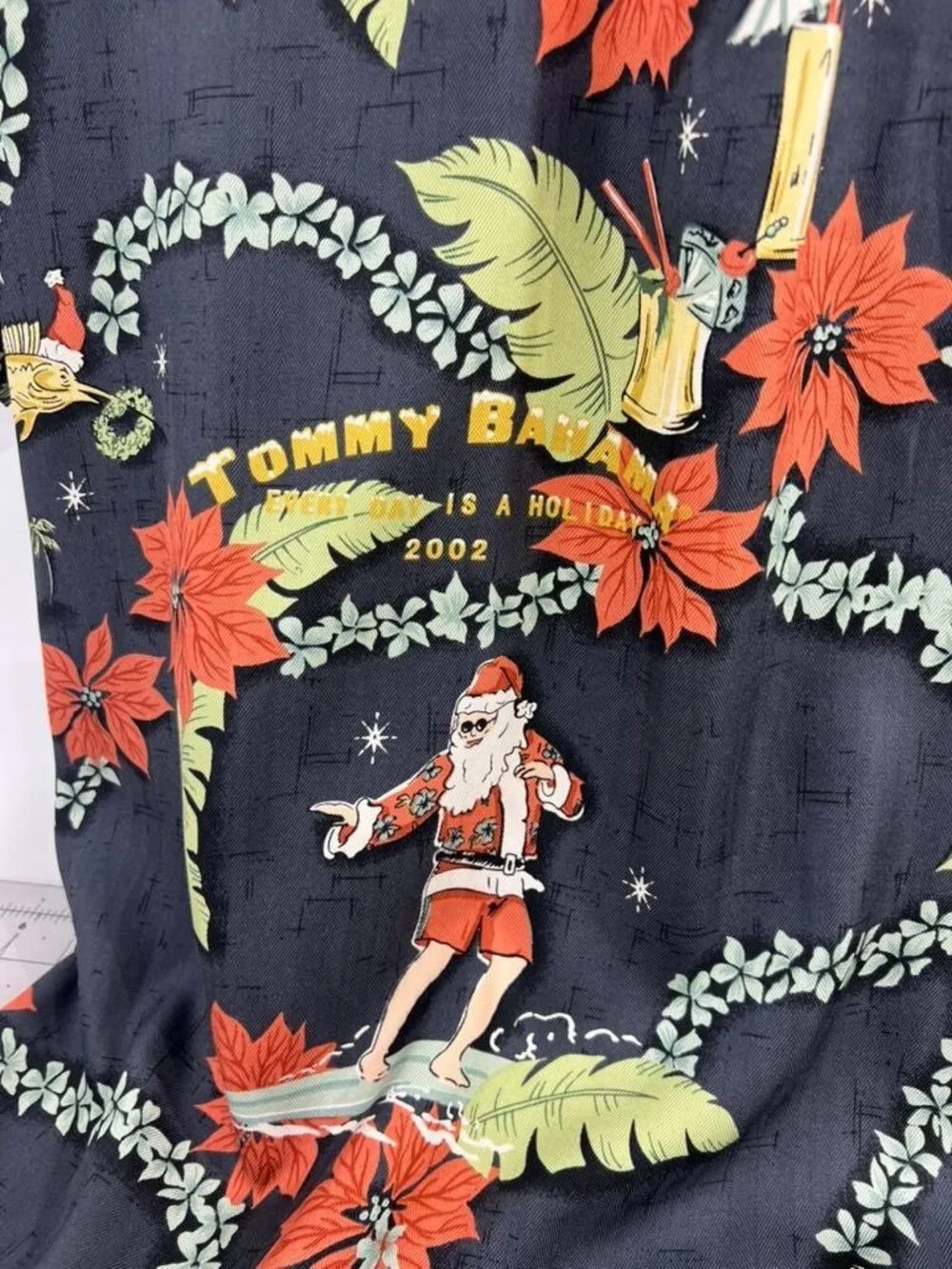 Tommy Bahama Silk Hawaiian Shirt Sz. S Every Days a Holiday 2002 Men’s - Picture 4 of 8